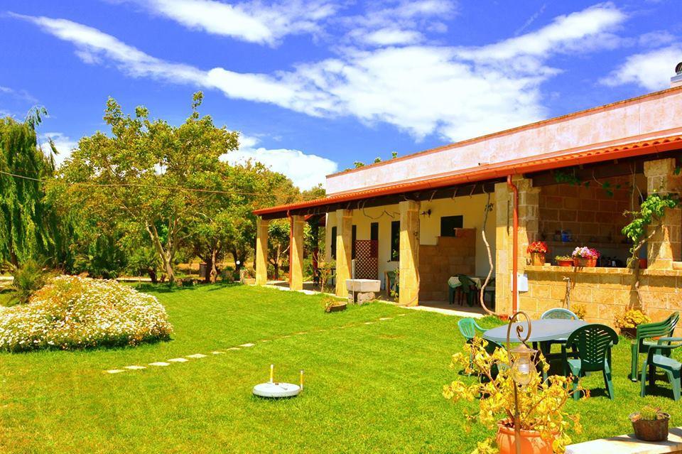 Agriturismo Le Tagliate Uggiano La Chiesa Exteriör bild